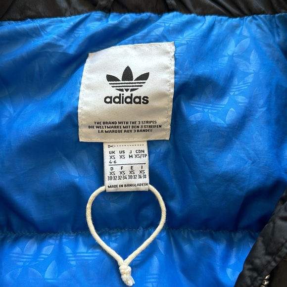 Adidas Puffer Jacket - Picture 2 of 3